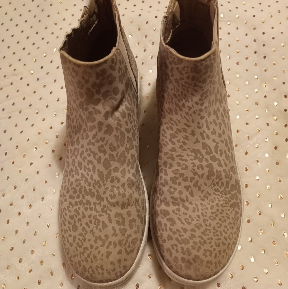 Girls shoe